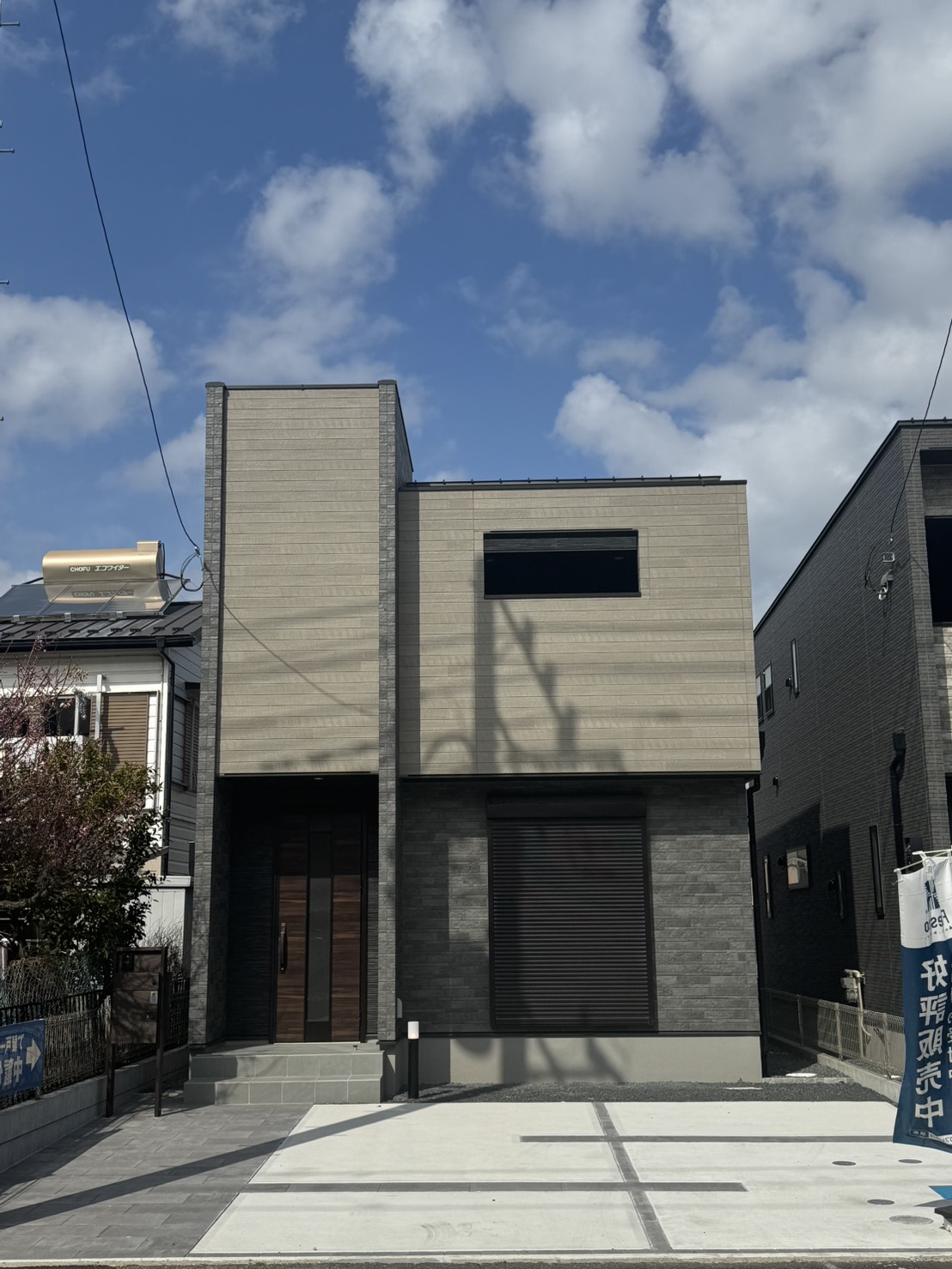 外観　建物正面